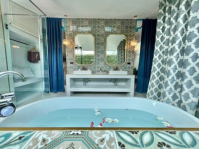 Twin Room with Pool View